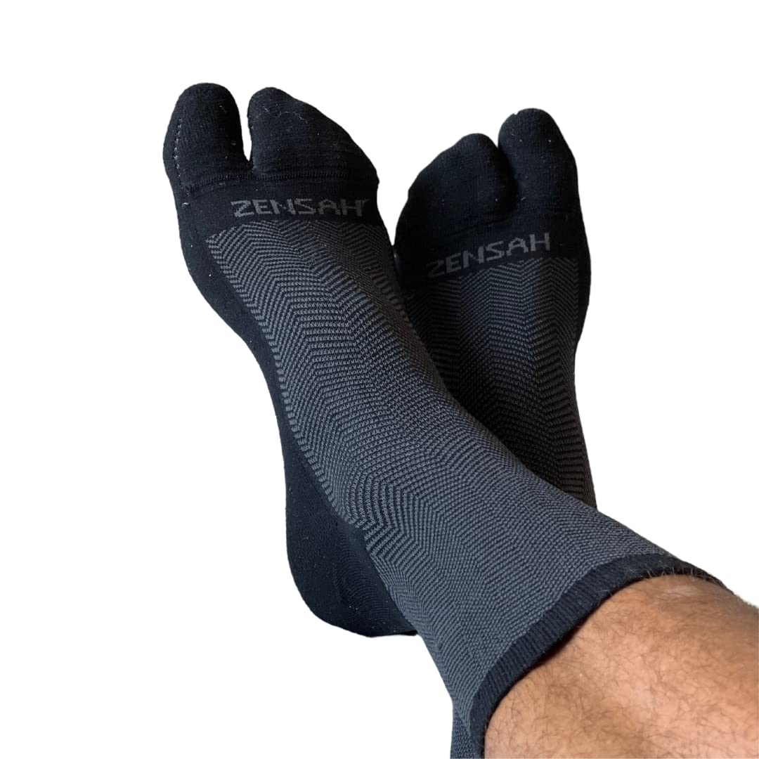 Zensah Bunion Ease Socks with seamless construction prevent irritation for all-day comfort.