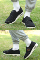 ZUMEIJIA roomy toe box accommodates swelling for easy movements.